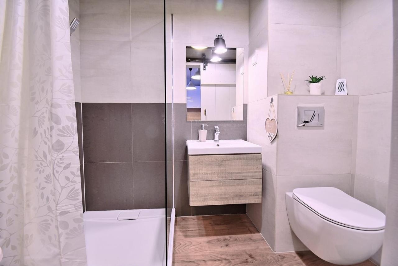 Miejsko Tu - Opera #134 Appartement Olsztyn  Buitenkant foto